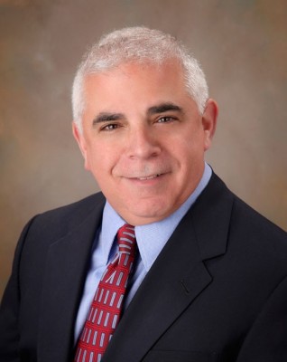 Larry Shutzberg - Head Shot 1 (EPI) - 2010-03-31